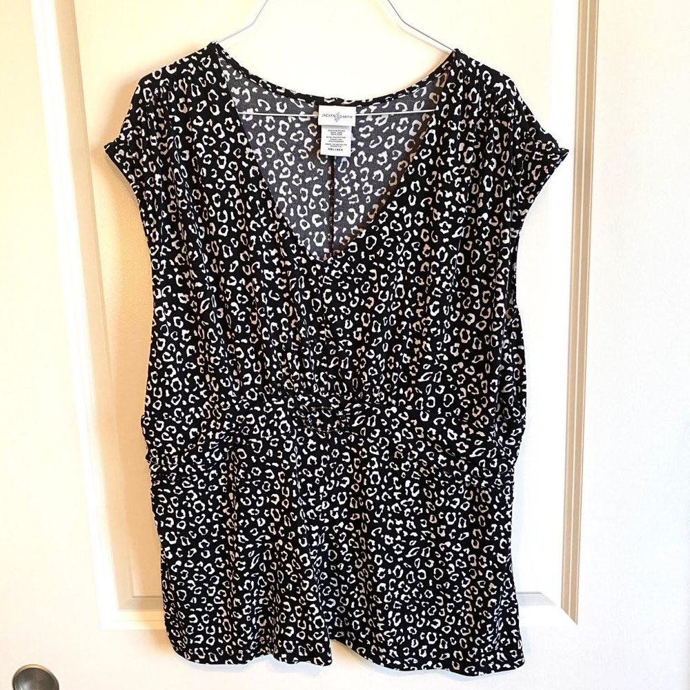 Jaclyn Smith top